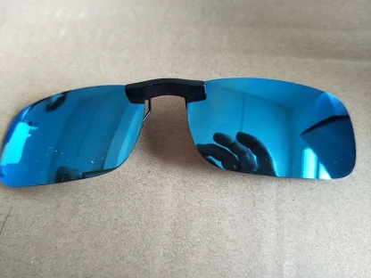 Rimless Polarized Clip-ons for Sunglasses - Image 3