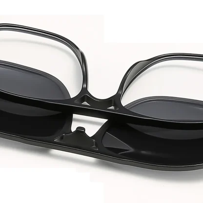 Magnetic Dark Clip-on Sunglasses - Image 3
